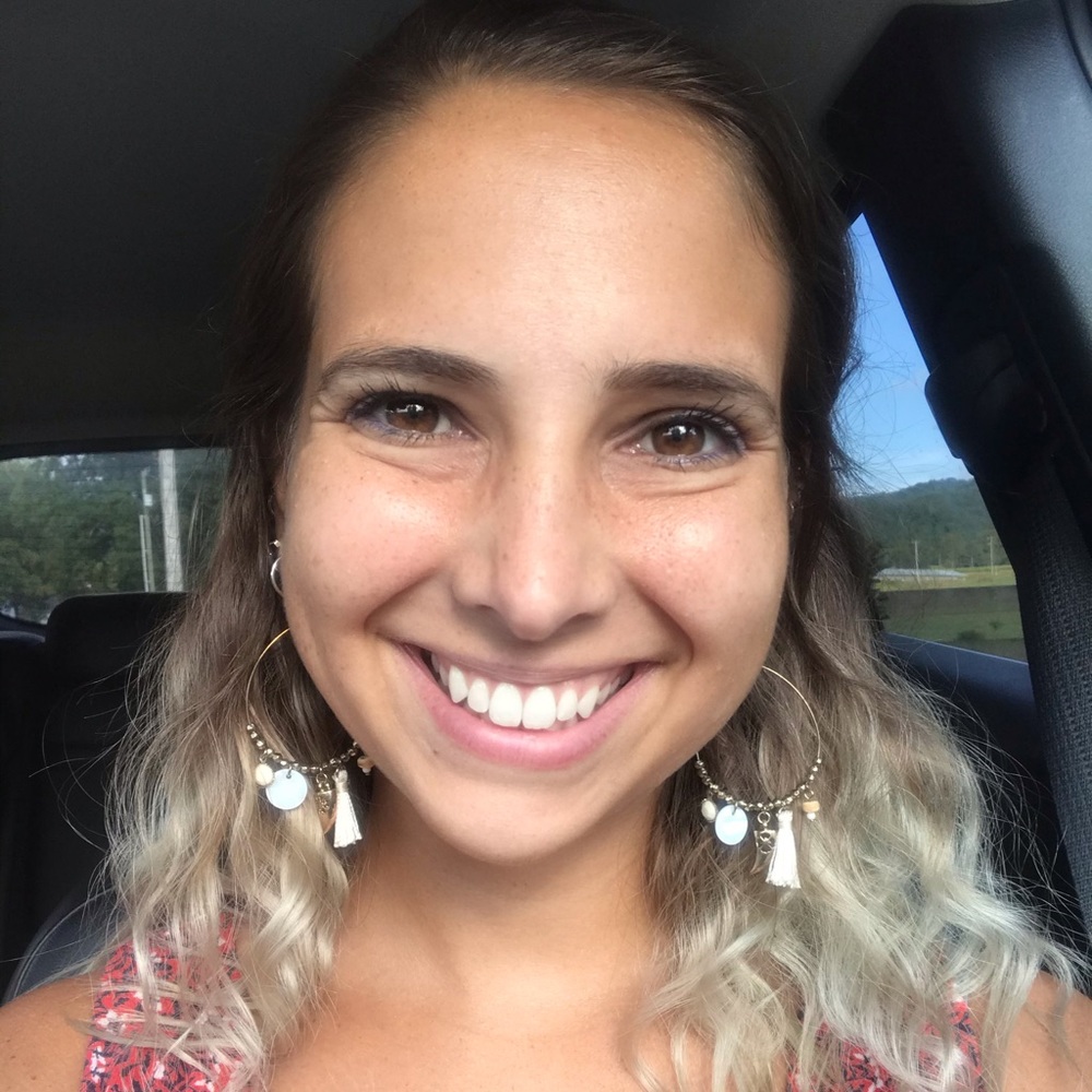 Meet your Posher, Mikayla